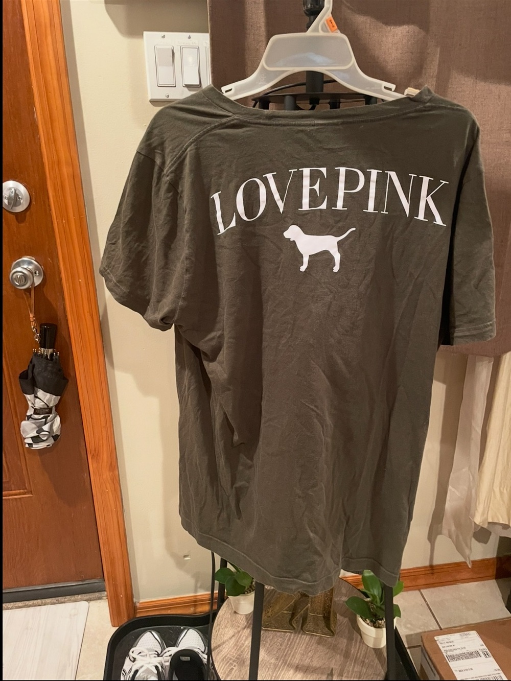 PINK Victoria's Secret Olive Green LOVE PINK Graphic Tee